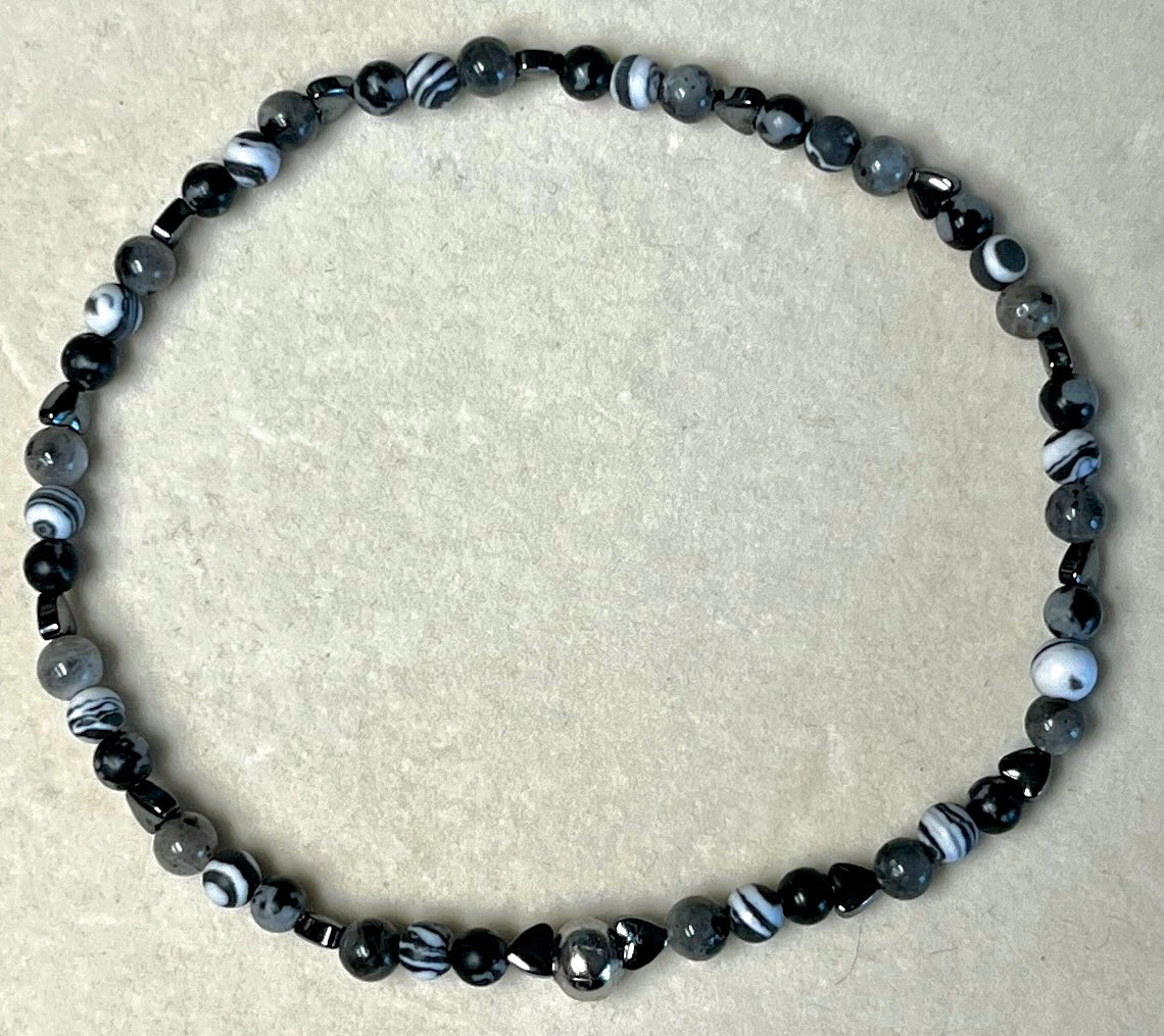 Round about Collection-Healing Horizons Ankle Bracelet-Matte Grey & White Malachite