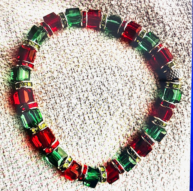 Very Merry Collection -Mistletoe Bracelet-